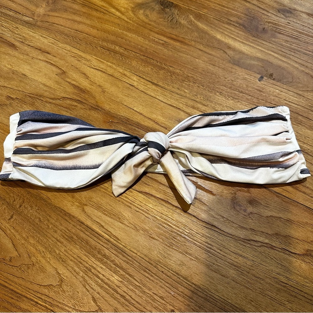 Cali Dreaming Women’s Resort Wear Swimsuit‎ Bikini Top Bandeau Tie Front Large